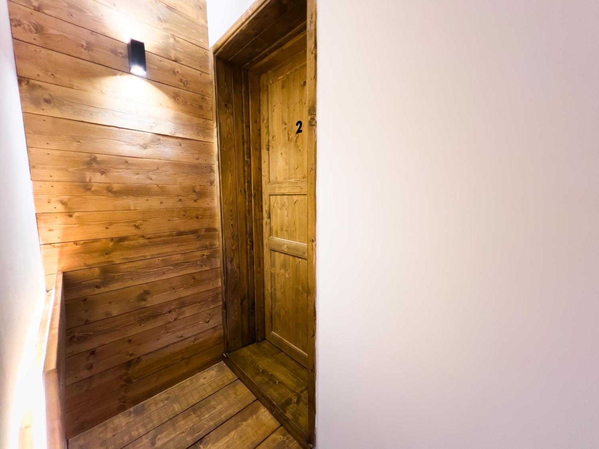Bed & Breakfast Wolf House *
